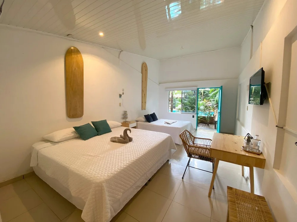 Coral Reef Surf Hostel and Camp by null