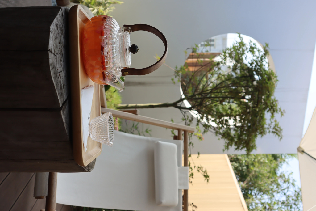 Houshi Hotel Moment (Leshan Jiaxing Road Food Street Shop)