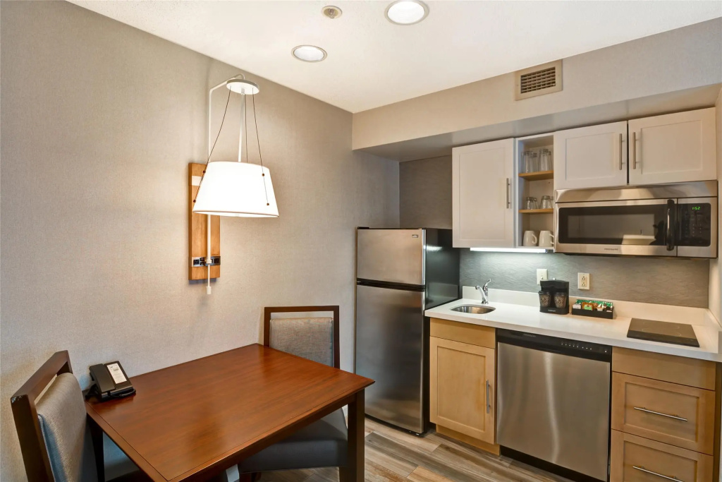 Homewood Suites by Hilton Windsor Locks Hartford - Chambres