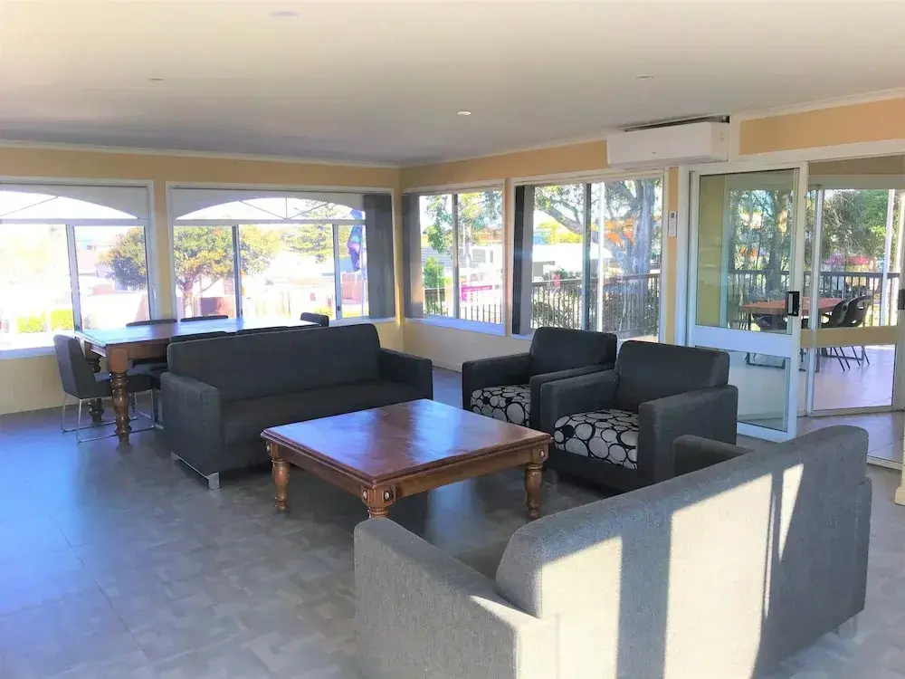 3 Bedrooms Apartment with balcony