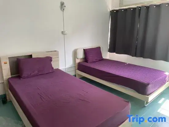 Double Studio (twin beds)