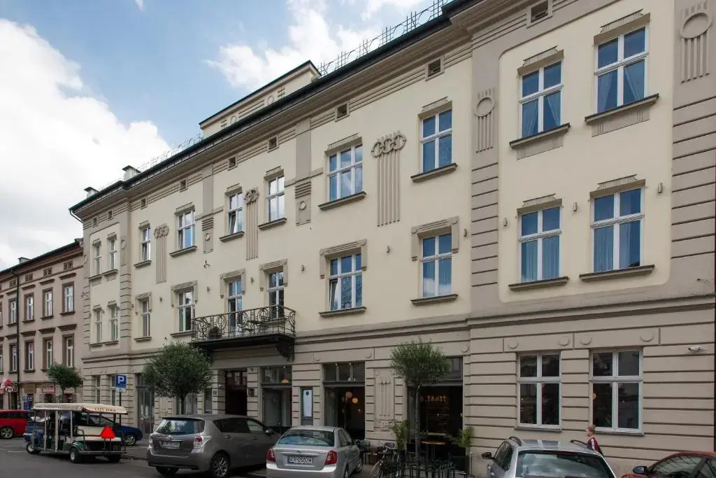 Hotel photo 1
