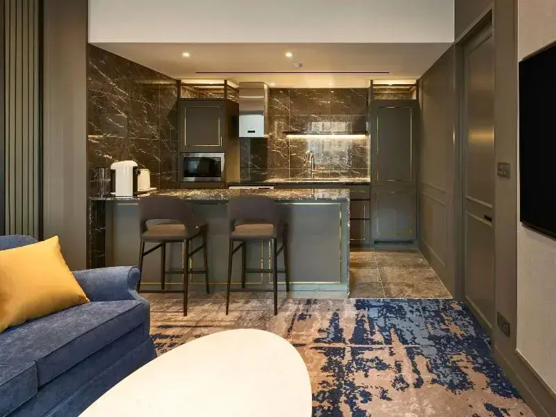 Premier Apartment