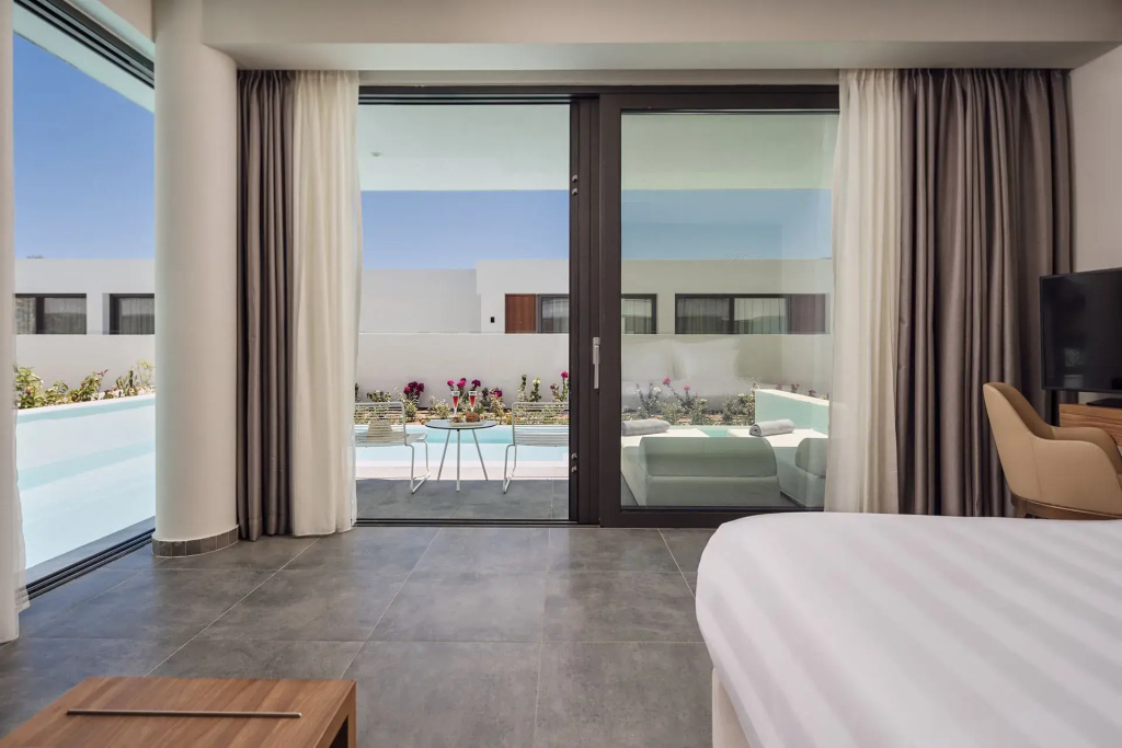 Deluxe Junior Suite with garden view