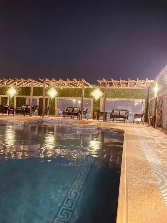 Holiday Al Khaleej Hotel