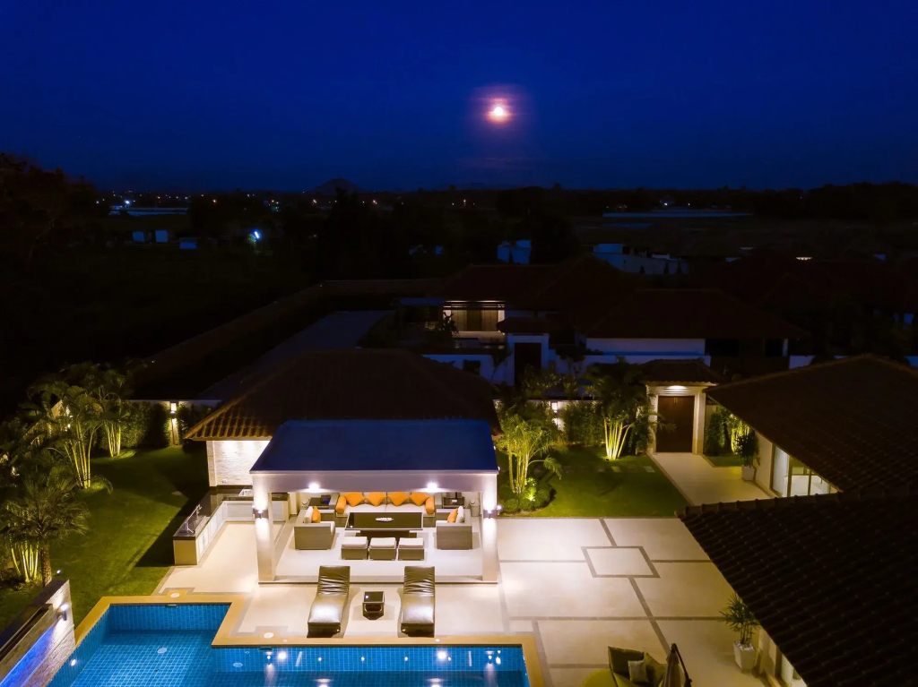 Luxury Pool Villa 134