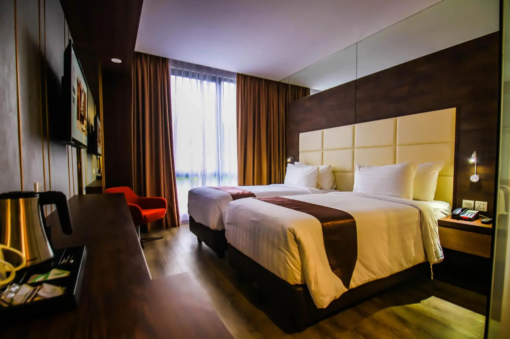 Asialink Hotel By Prasanthi — 5