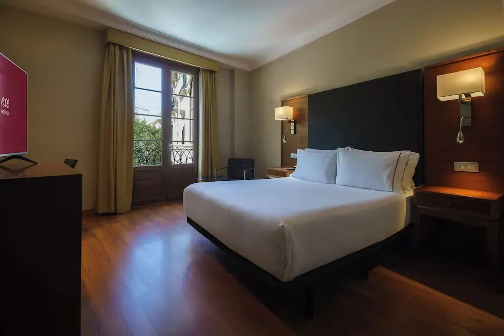 Exe Almería Centro - Chambres