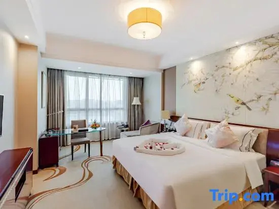 Deluxe Double room with river view (full double bed)
