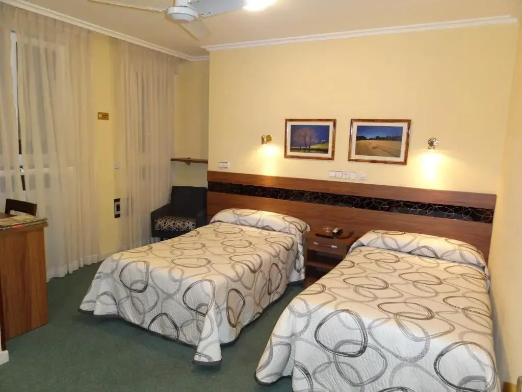 Standard Double room (full double bed)