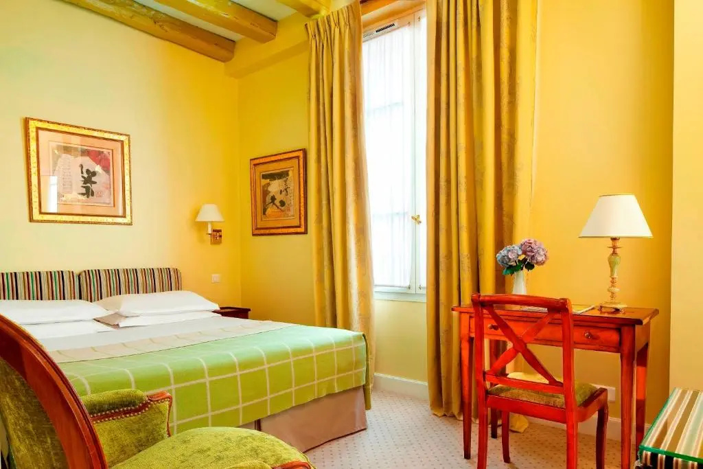 Superior Double room (full double bed)