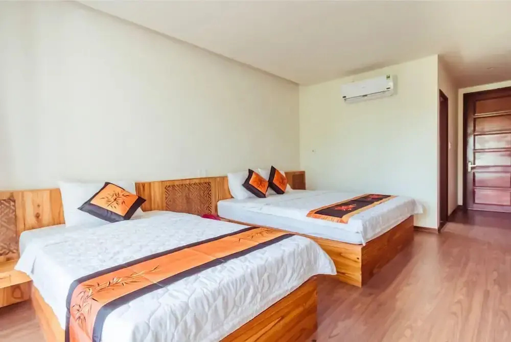 Deluxe Triple room with balcony