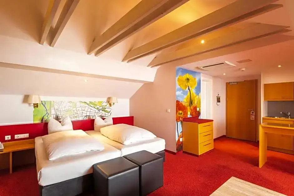 Superior Double room (full double bed)