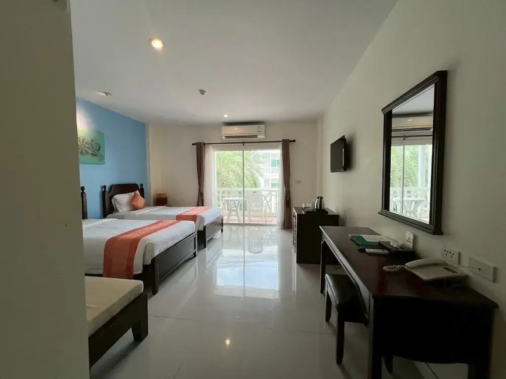 Superior Double room with balcony (twin beds)