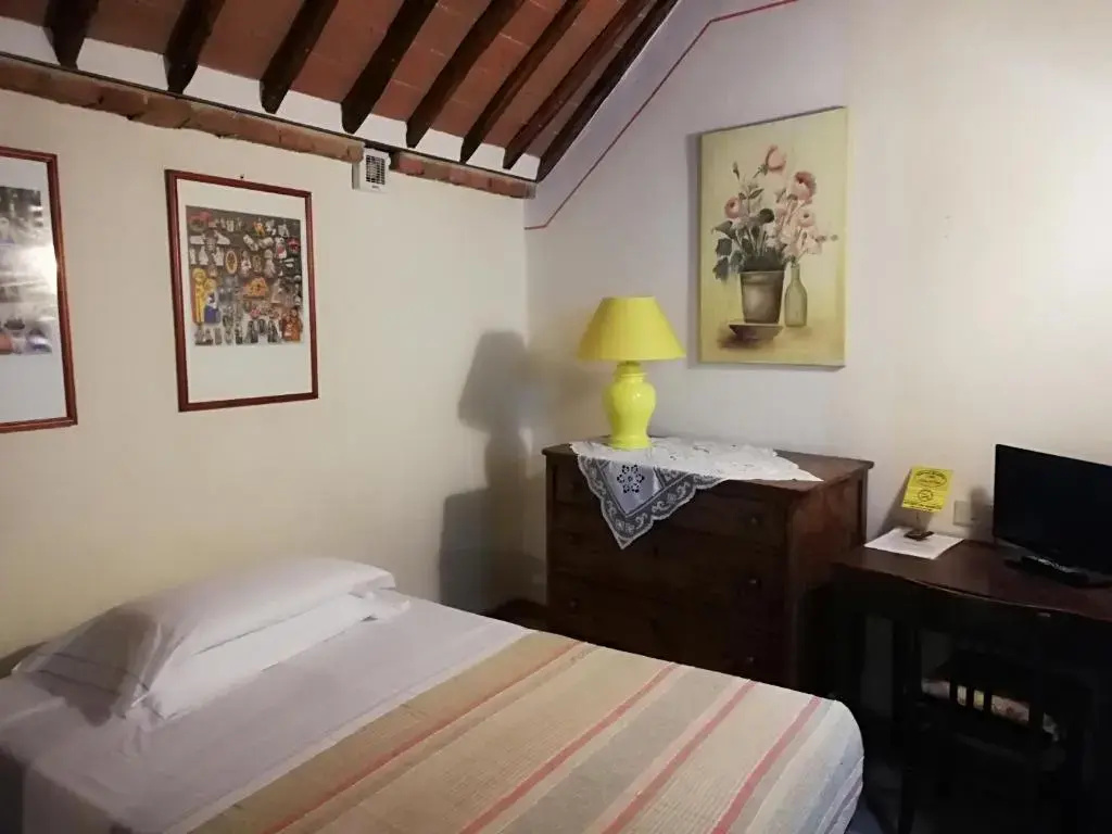 Economy room