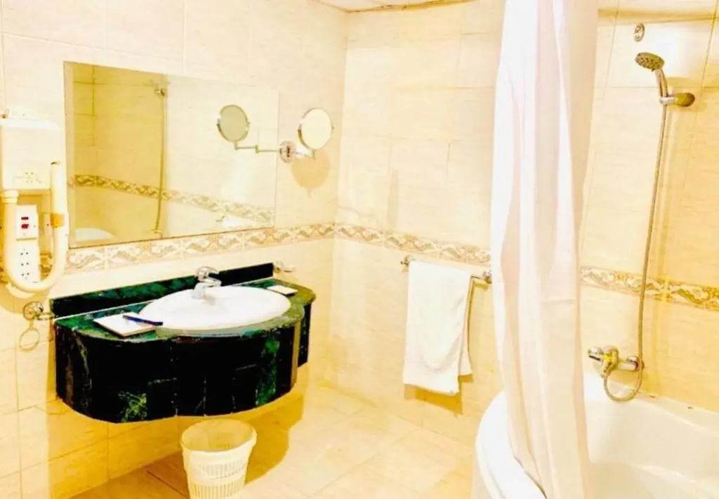 Rotana Hotel - Général