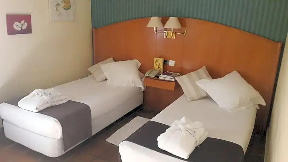 Rusticae Hotel LEstació - Chambres