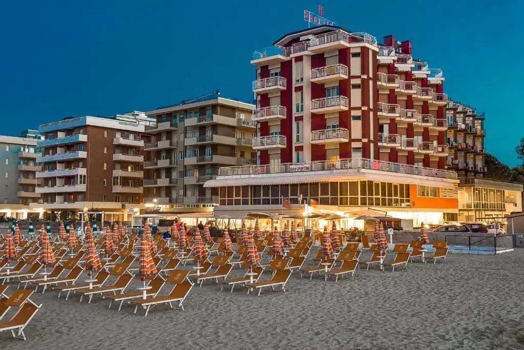 Hotel photo 12