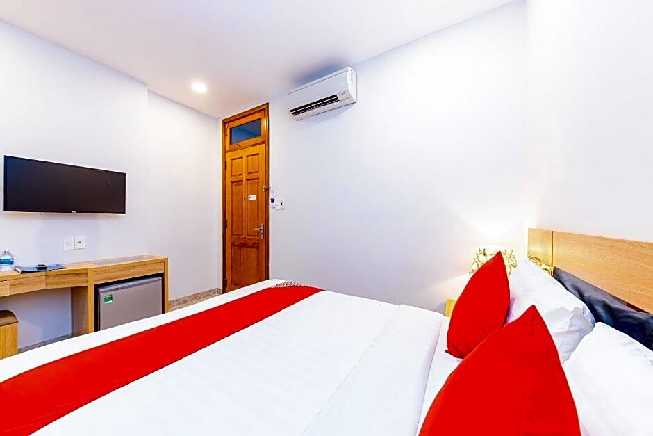 Одноместный номер Standard двуспальная кровать в Gold Coast Nha Trang