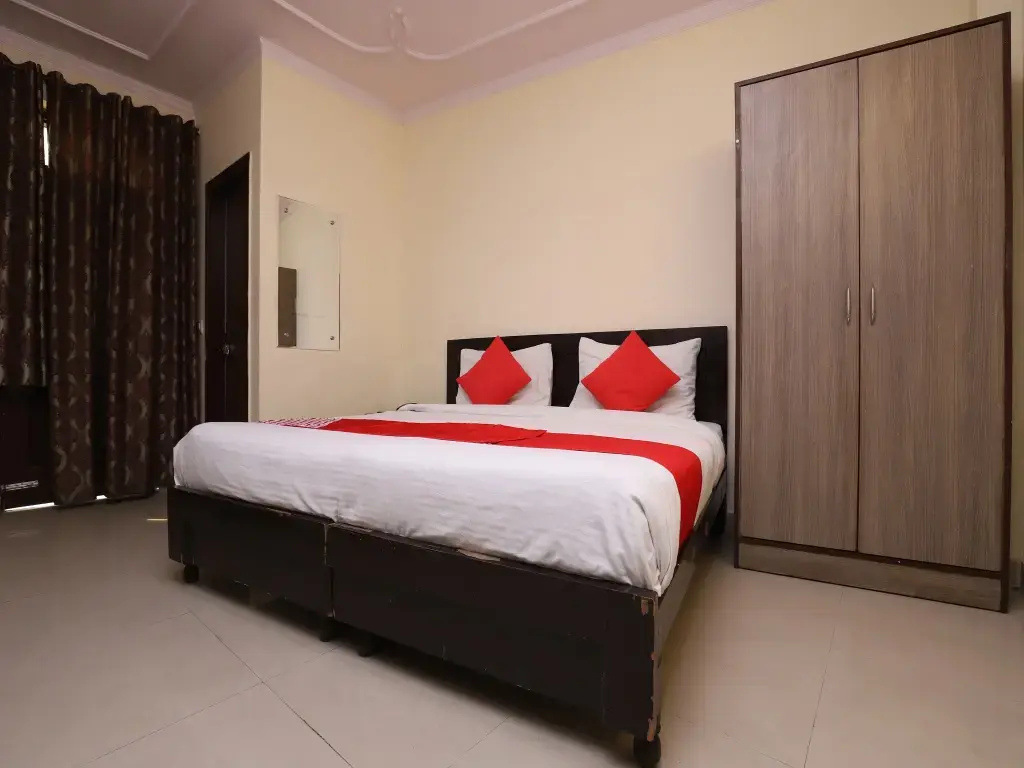 Charanpahari Hotel by OYO Rooms - Général
