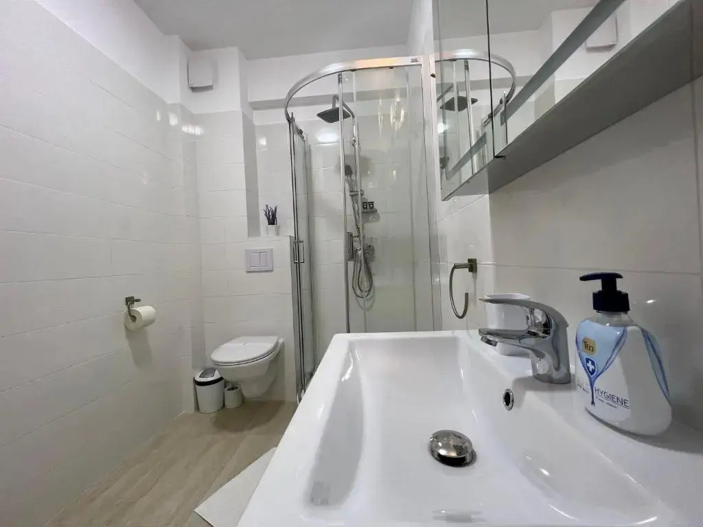 Perfect Host Palas 2 Rooms - фото 9