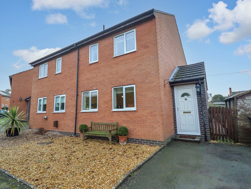 2 Horseshoe Road