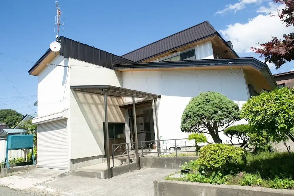 Minpaku Ambo