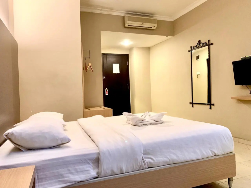 Superior Double room (full double bed)