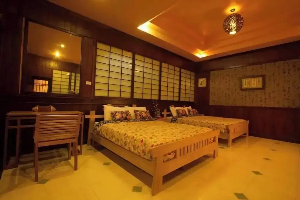 Deluxe Family room with balcony
