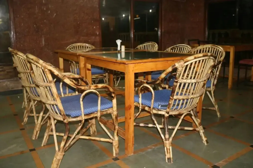 Krish Holiday Inn Baga - Général