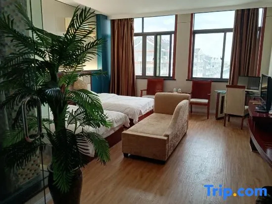 Deluxe Double room (full double bed)
