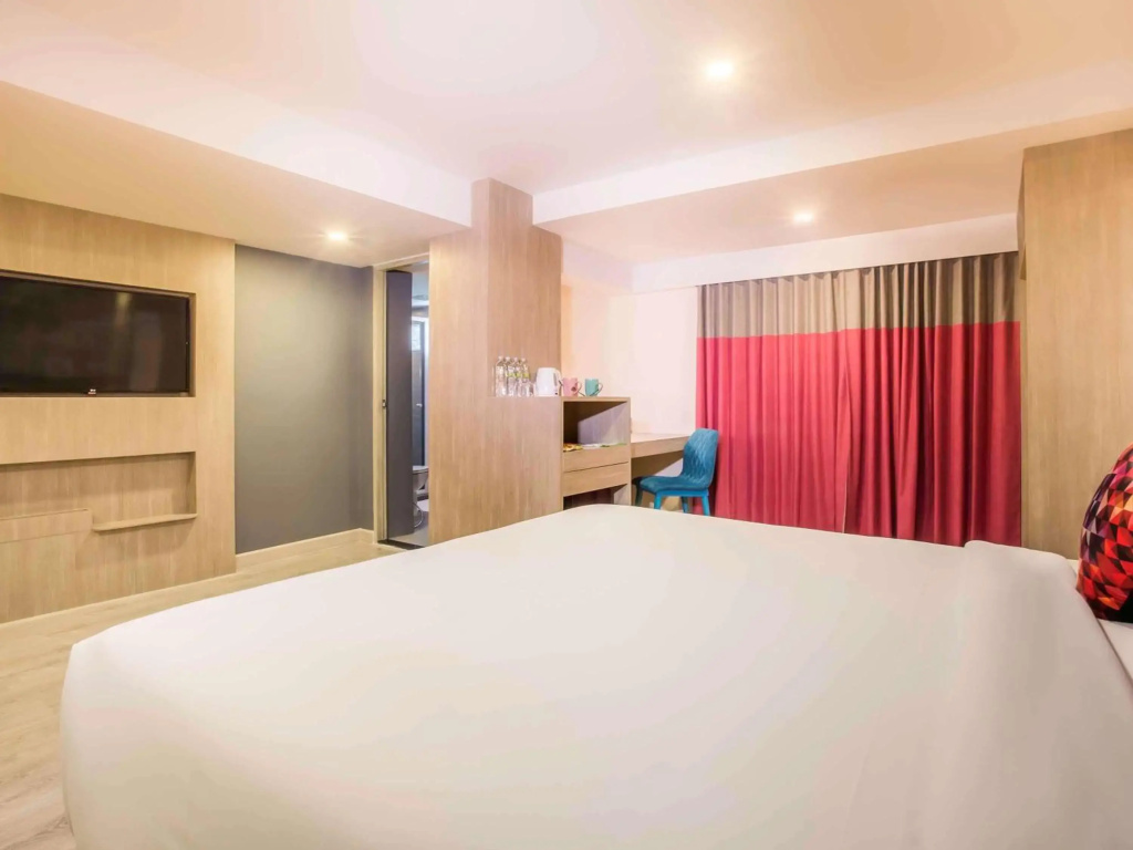 Ibis Styles Bangkok Sukhumvit 50 — фото