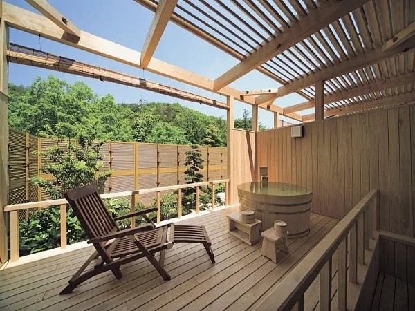 Balcony & Terrace