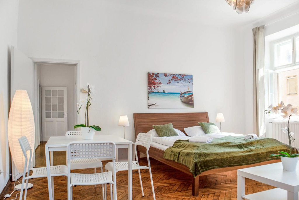 Spacious 2BR Apt. Rennweg - Perfect for Longstays.