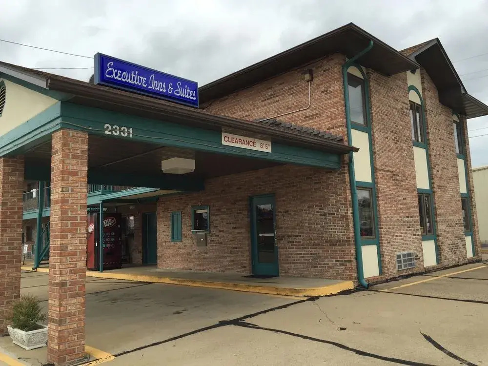 Executive Inn & Suites Dyersburg