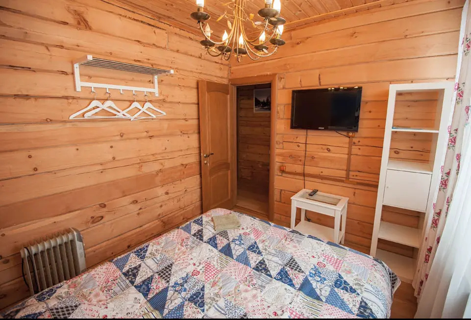 Standard Double room (full double bed)