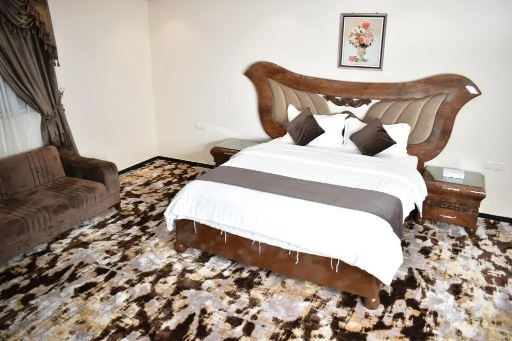 2 Bedrooms Deluxe Suite