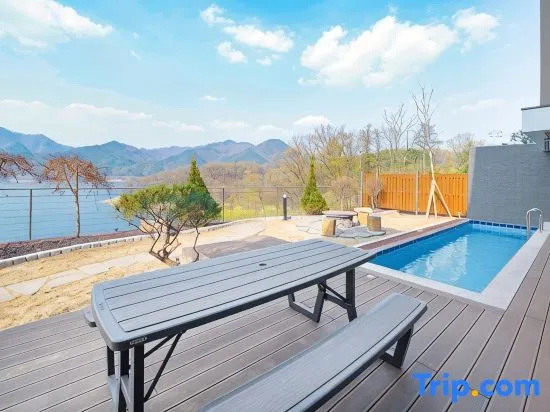 Jecheon The Shine Cheongpung