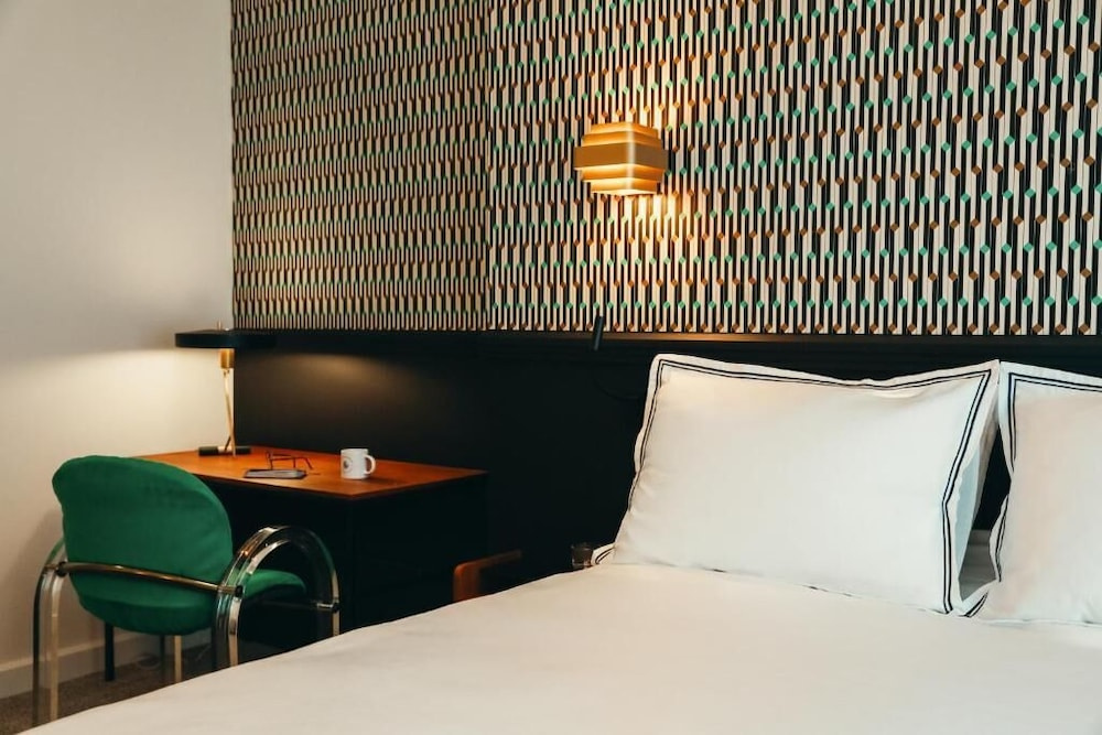 Hotel photo 12