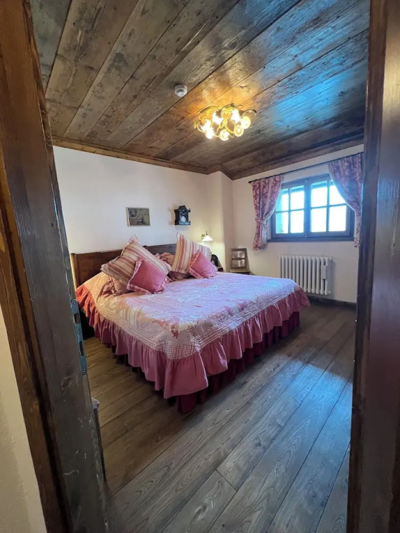 Standard Chalet