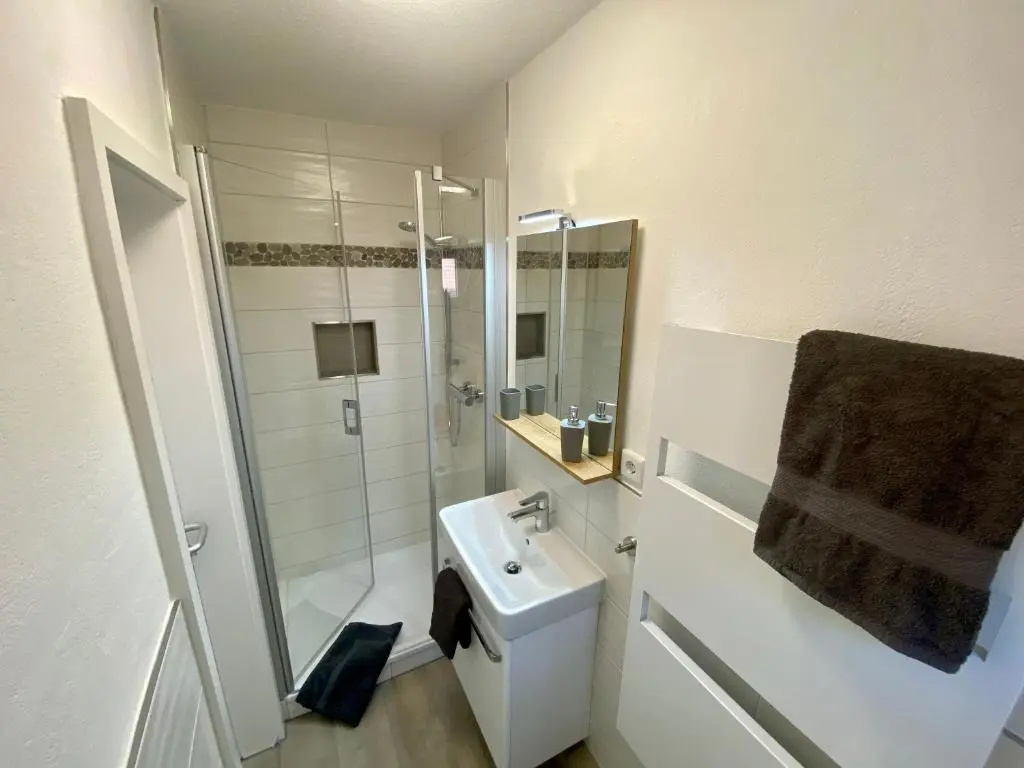 Standard Double room with sea view (full double bed)