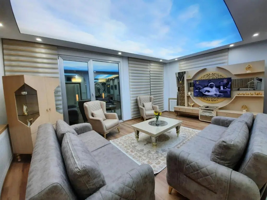 Apartment with balcony