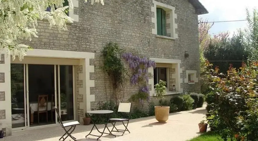 Chambres d'Hôtes L'Acacia