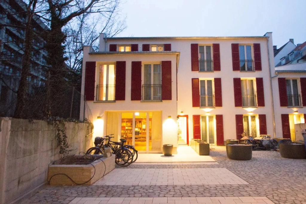 das kleine Hotel in Munchen