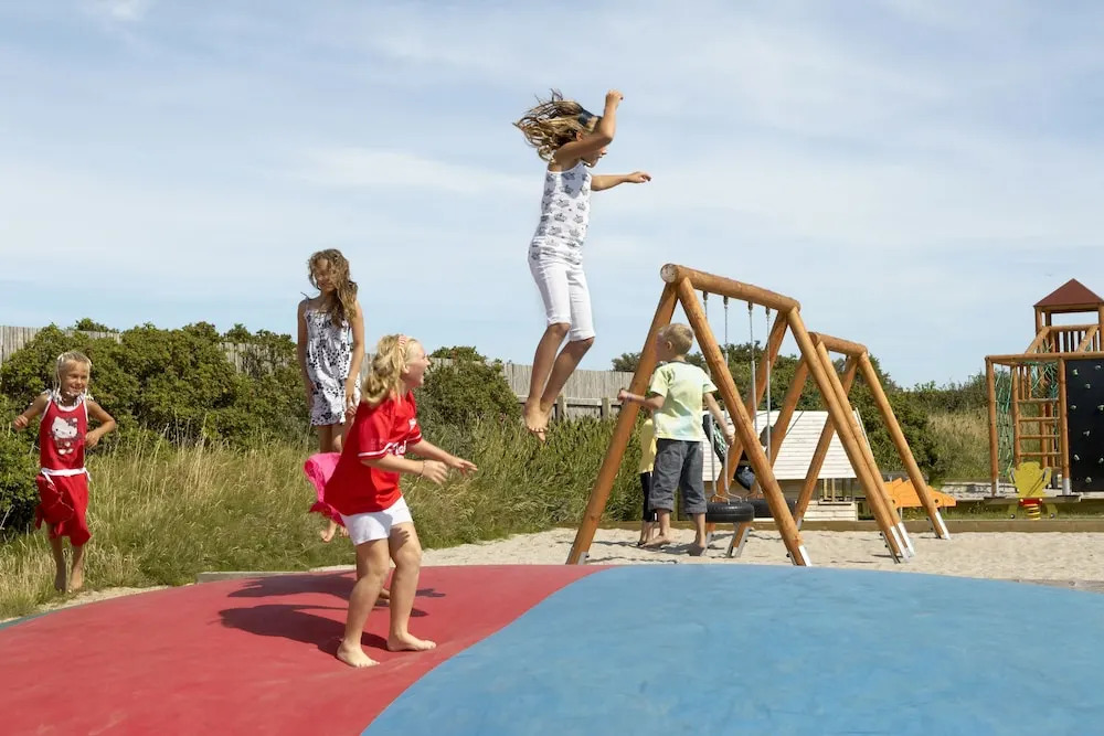 Thyborøn Cottages - Thyborøn Camping Hotel & Hytteby