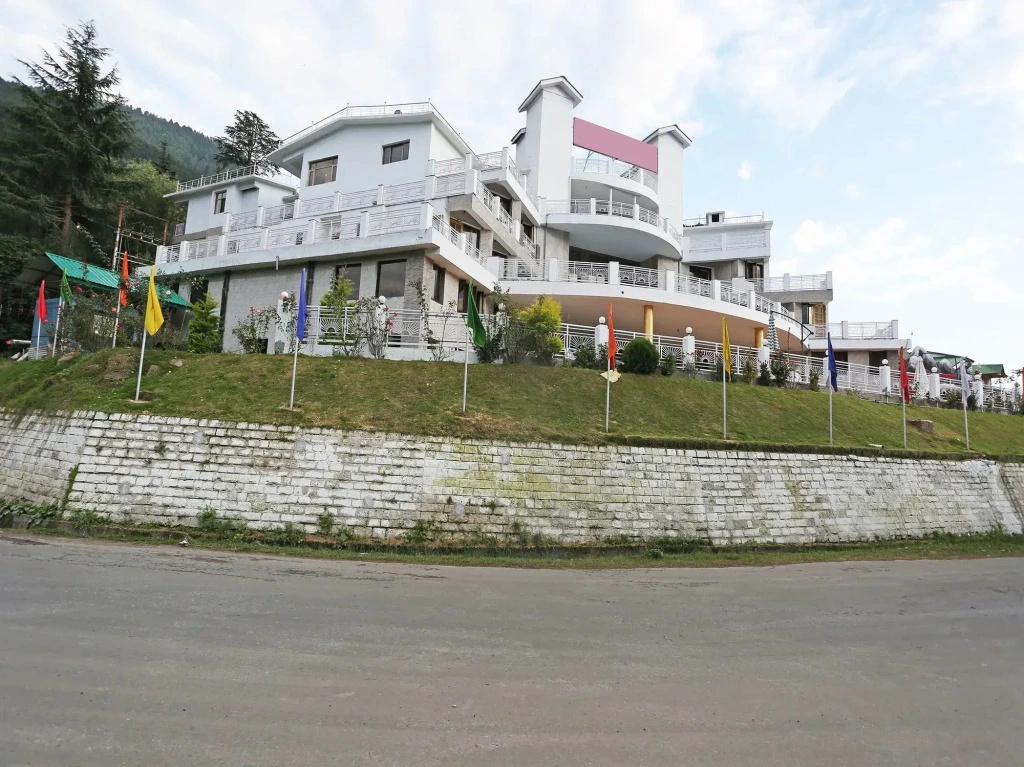 Yugrishi Anandam Aawas