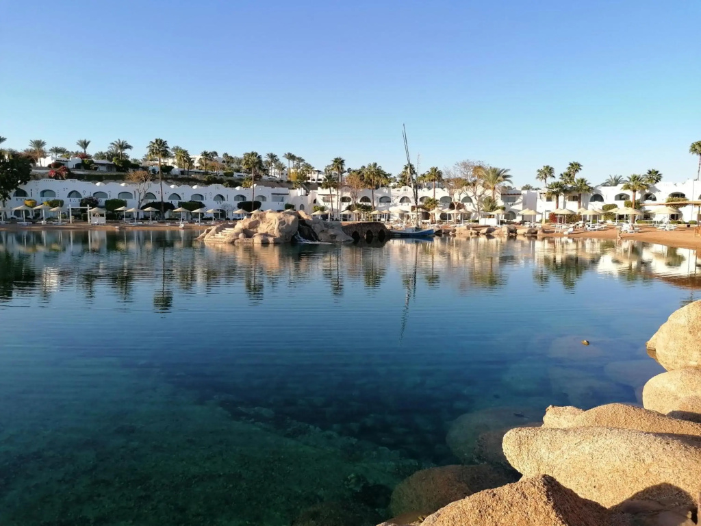 Domina Coral Bay Pool & Sea View apartment
