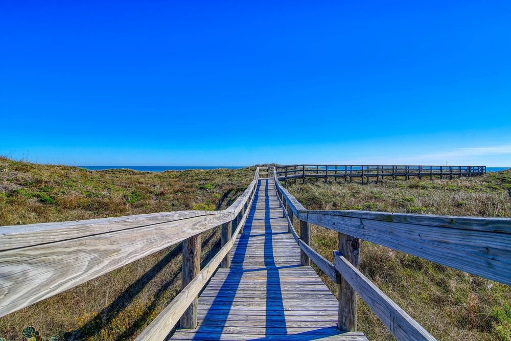 Third Floor Seabatical Condo in Mustang Island by Redawning
