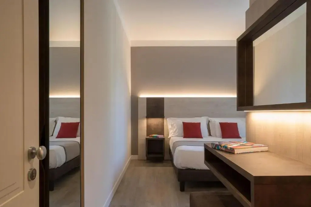Standard Double room (full double bed)