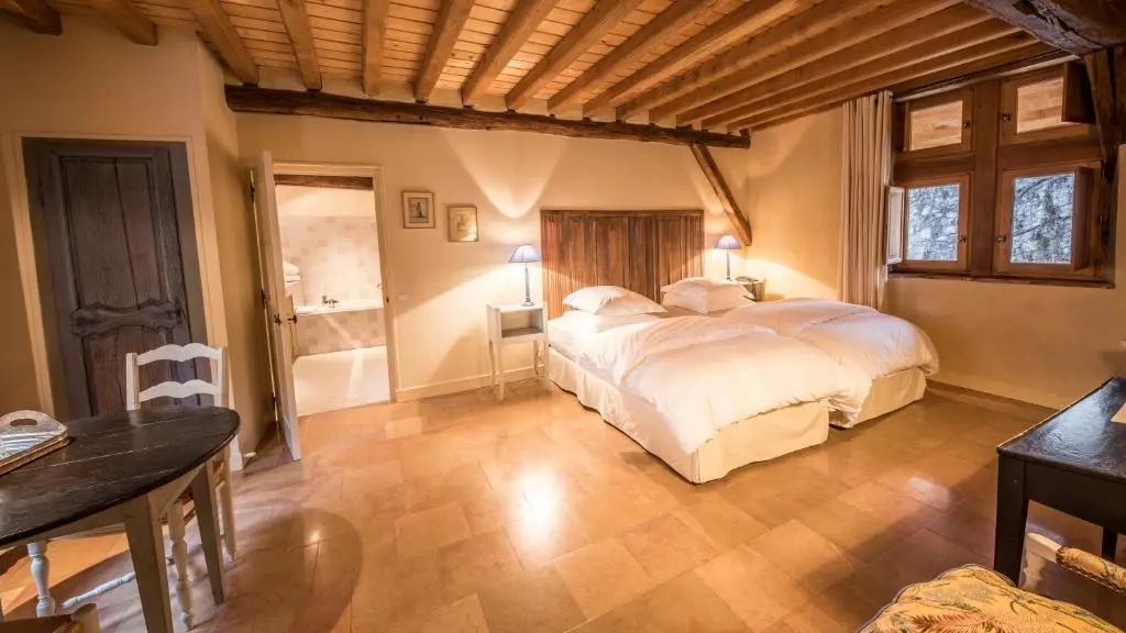 Standard Double room (twin beds)